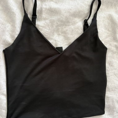 AMISU Top XS black