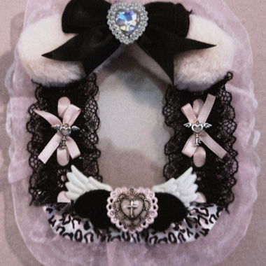 Lace card holder 