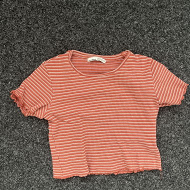 Gestreiftes Crop T-Shirt