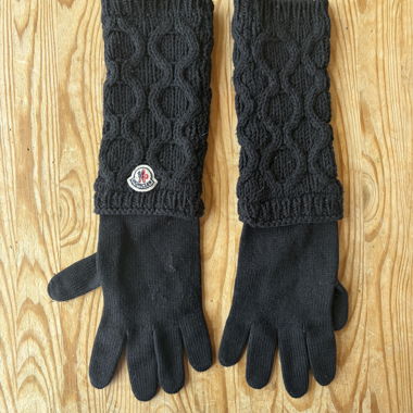 Schwarze Moncler-Handschuhe aus Strick
