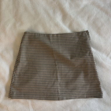 Checkered mini skirt