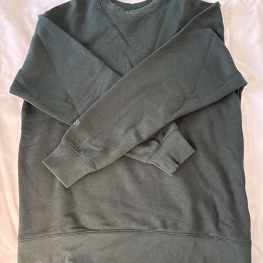 Dark Green Sweatshirt Pullover
