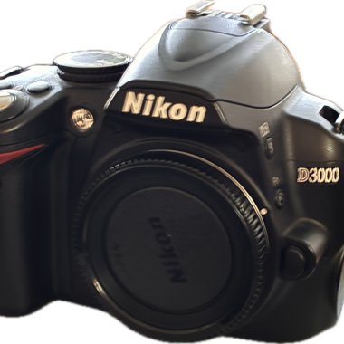 Nikon D3000 Kamera mit Ladegeraet