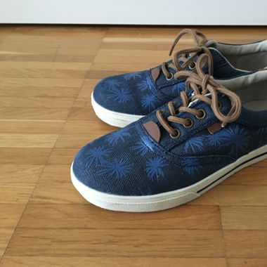 Stoff-Sneakers, Gr. 33 - Neu nie getragen