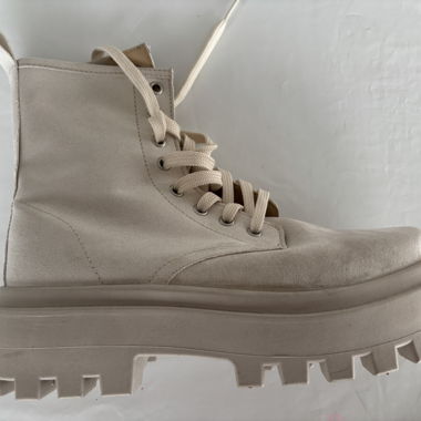 Stivali platform crema Alexandra taglia 38