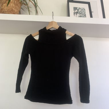 Maglione Nero Scollato