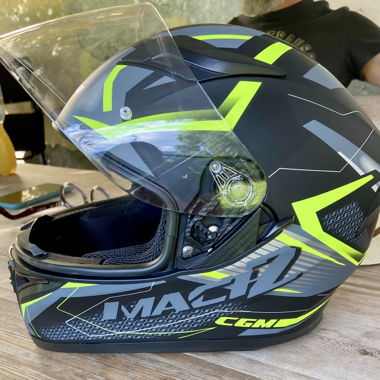 Motorradhelm in M (50) 