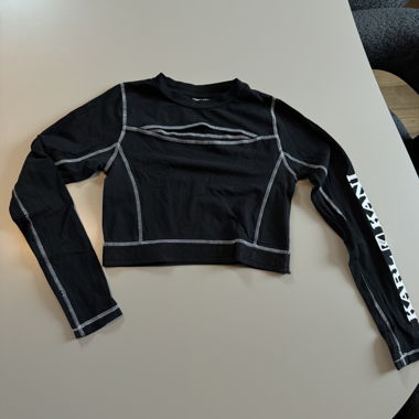 KARL KANI Long-Sleeve Crop Top