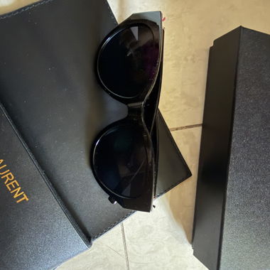 Lunettes de soleil Saint Laurent