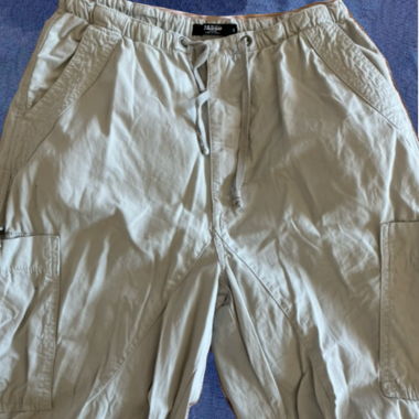 Jeans baggy en crème/blanc