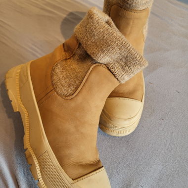 Ankle boots