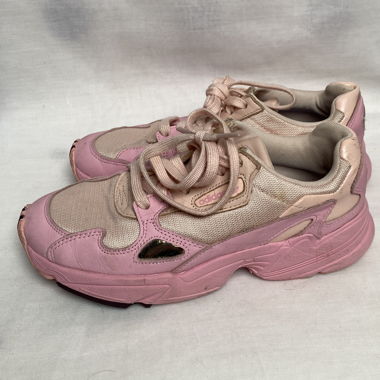 Baskets Adidas rose/beige