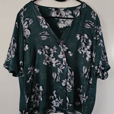 Floral cropped blouse in petrol