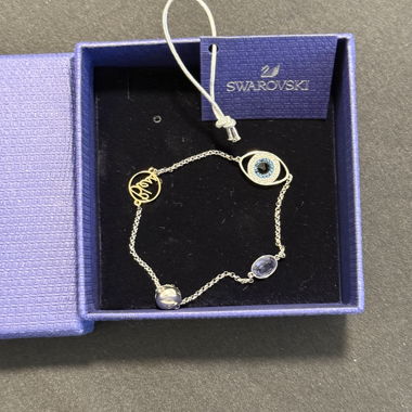 Bracelet Swarovski avec motif d’yeux