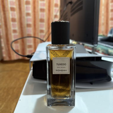 125 YSL TUXEDO 2022