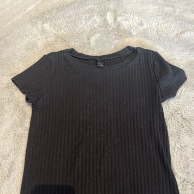 Schwarzes T-Shirt