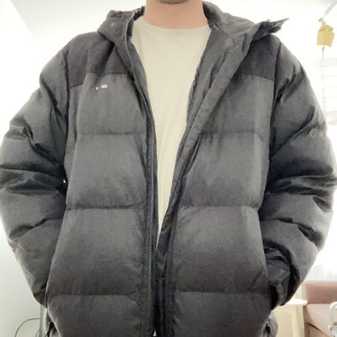 Carhartt WIP Black hooded puffer jacket