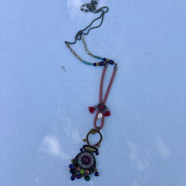 Pendentif d'affirmation multicolore