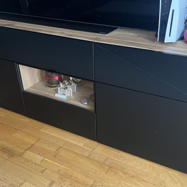 TV Lowboard schwarz Holzoptik
