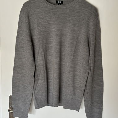 Grey Uniqlo U-neck sweater