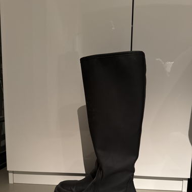 schwarze Stiefel
