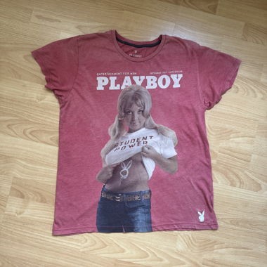 Pull&Bear Graphic Print Vintage- Style T-Shirt