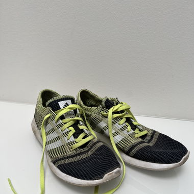 Adidas Sneakers