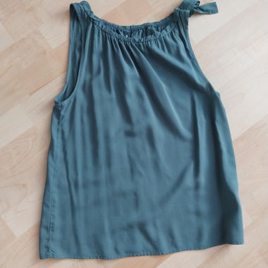 Green blouse