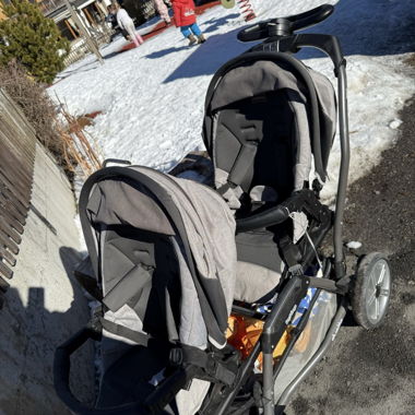 Poussette pour enfants 2 places 
