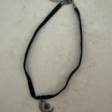 Schwarze Choker-Halskette