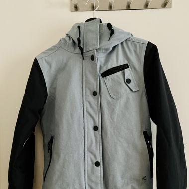 Ski-/Snowboardjacke im Jeanslook