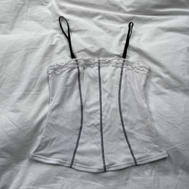 Weisses Vintage Korsett-Top mit Spitzenrand