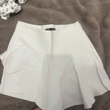 Jupe short blanche Zara