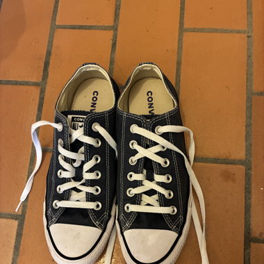 Converse All Star bleu marine, taille 41.