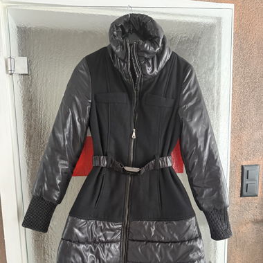 Guess Wintermantel Gr. 42 Schwarz-Top Zustand!