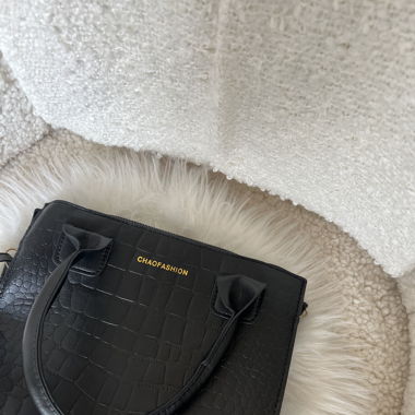 SCHWARZE TASCHE