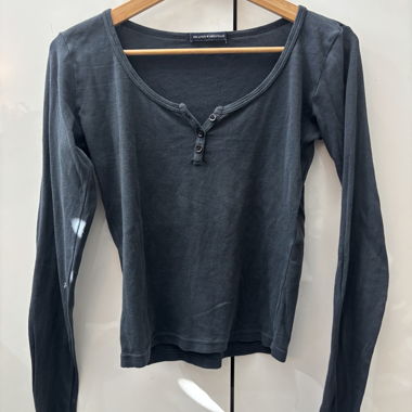 Brandy Melville black long sleeve top