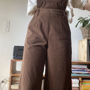 Latzhose