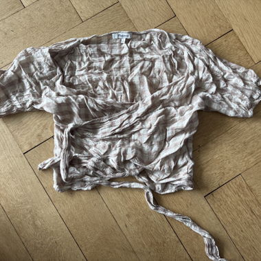 Haut portefeuille beige