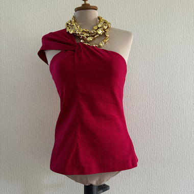 Asymmetrisches Zara-Rot-Top