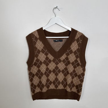 Braune Argyle-Strickweste