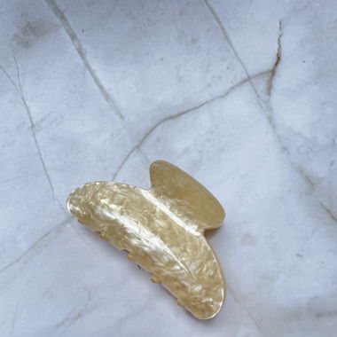 Yellow hairclip 1 