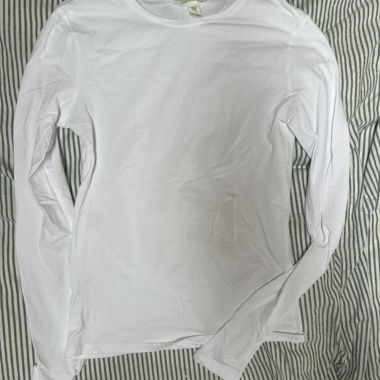 T-shirt bianca basic a maniche lunghe