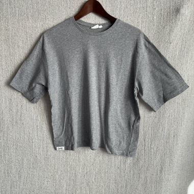 Graues T-Shirt [eyd] Grösse M