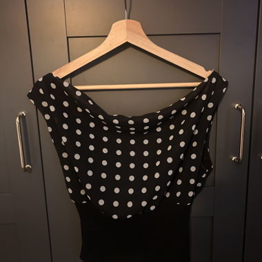 Design By SI POLKA DOTTED TOP - BLACK/WHITE