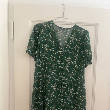 Uniqlo Kleid