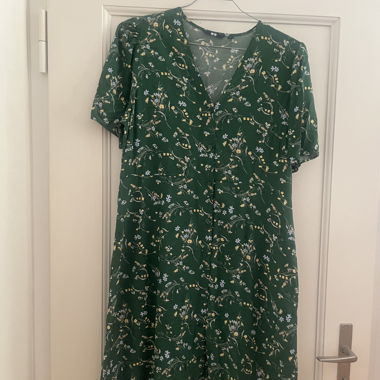 Uniqlo Kleid