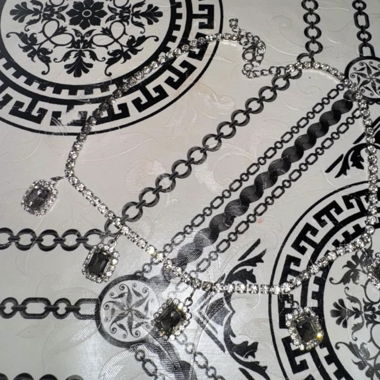 Collier faux diamants 