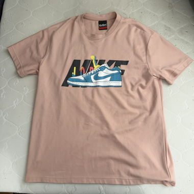 T-Shirt Nike Dunk Low