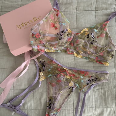 Ensemble de lingerie Aphrodite (jamais porté !)